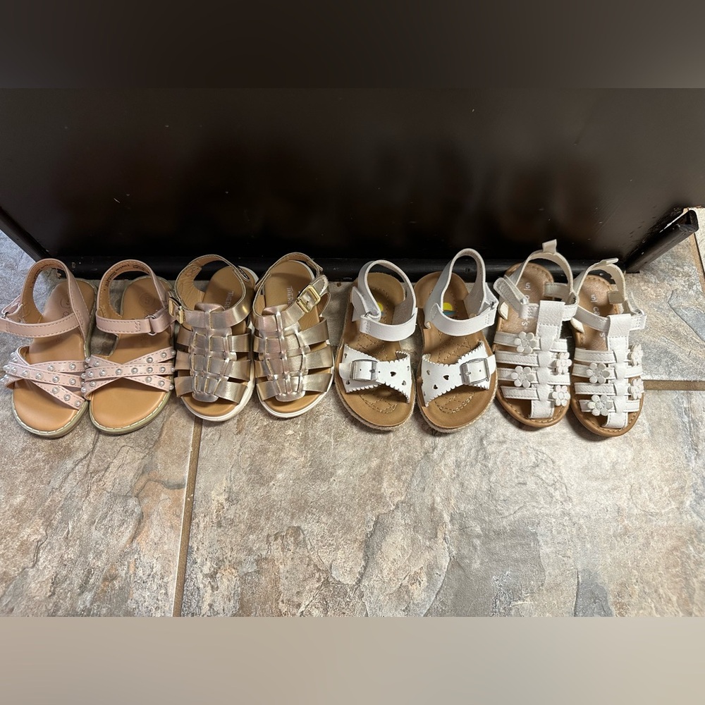 Size 5 baby girl sandals (4 pairs)
